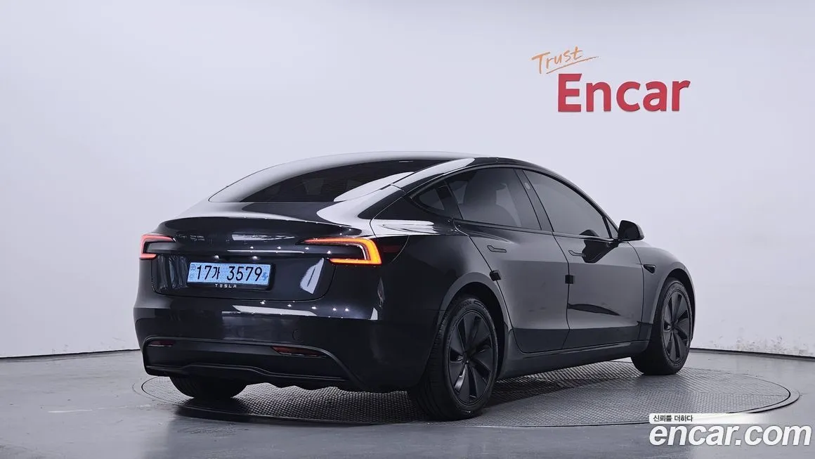 Tesla Model 3 2025 из KR, фото 2