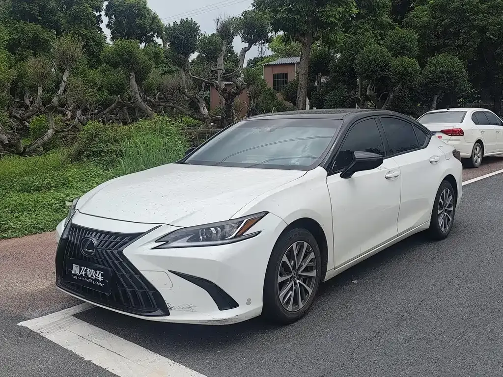 Lexus ES 2024 из CN, фото 1