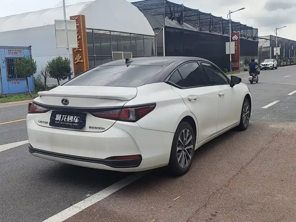 Lexus ES 2024 из CN, фото 7