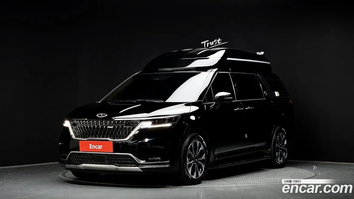 Kia Carnival — фото 1