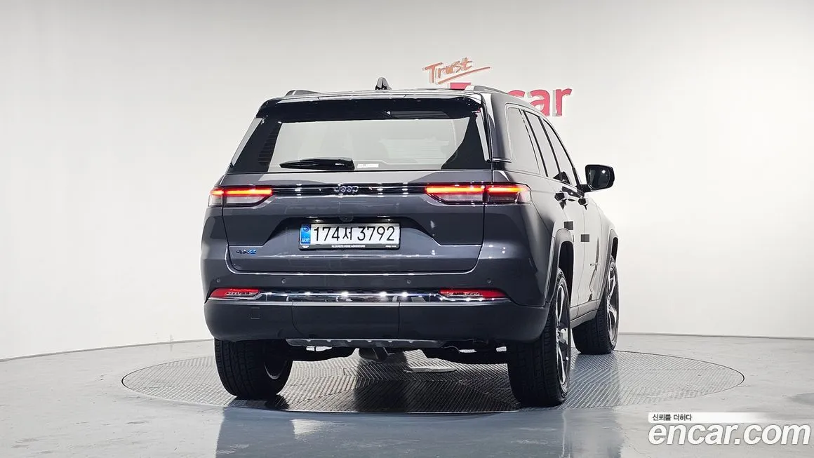 Jeep Cherokee 2023 из KR, фото 4