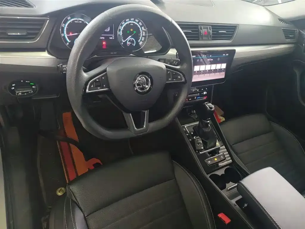 Skoda Superb 2021 из CN, фото 10