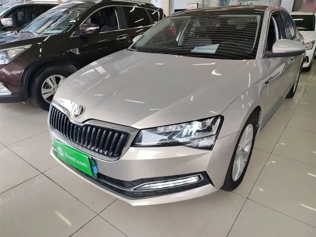 Skoda Superb 2021 из CN, фото 2