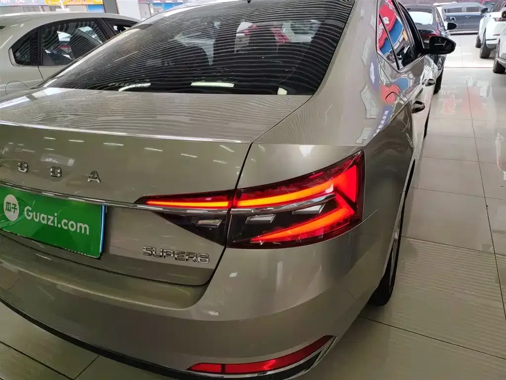 Skoda Superb 2021 из CN, фото 8