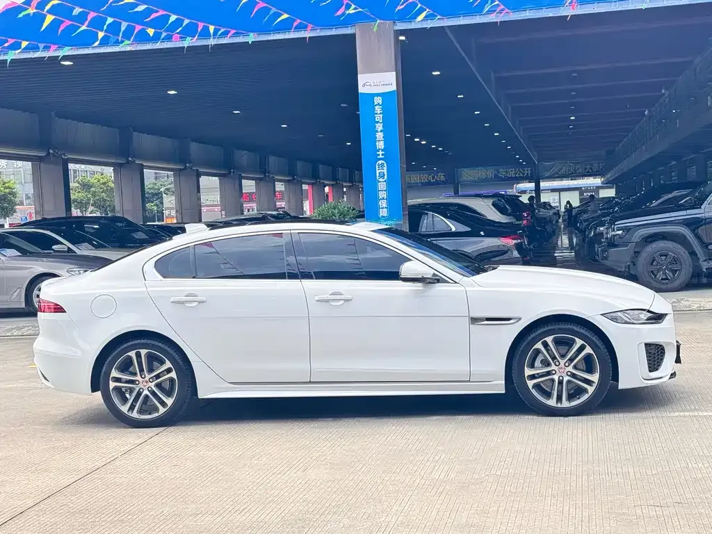 Jaguar XEL 2024 из CN, фото 4