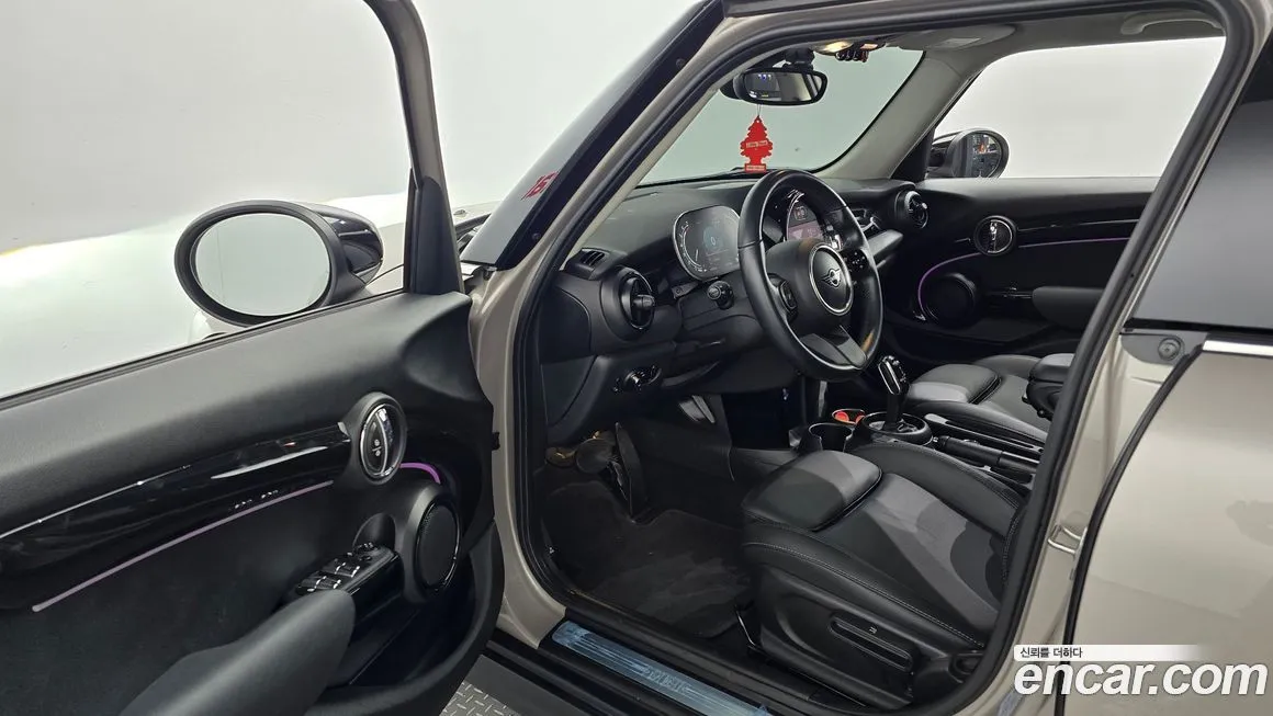 Mini Cooper 2022 из KR, фото 10