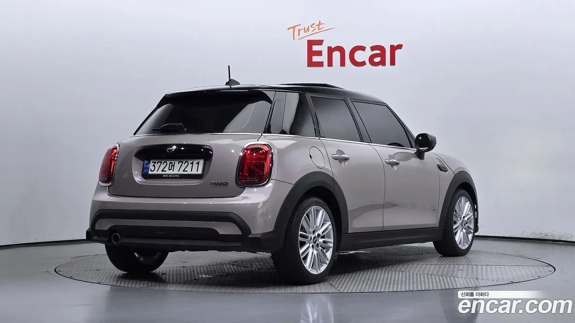 Mini Cooper 2022 из KR, фото 2