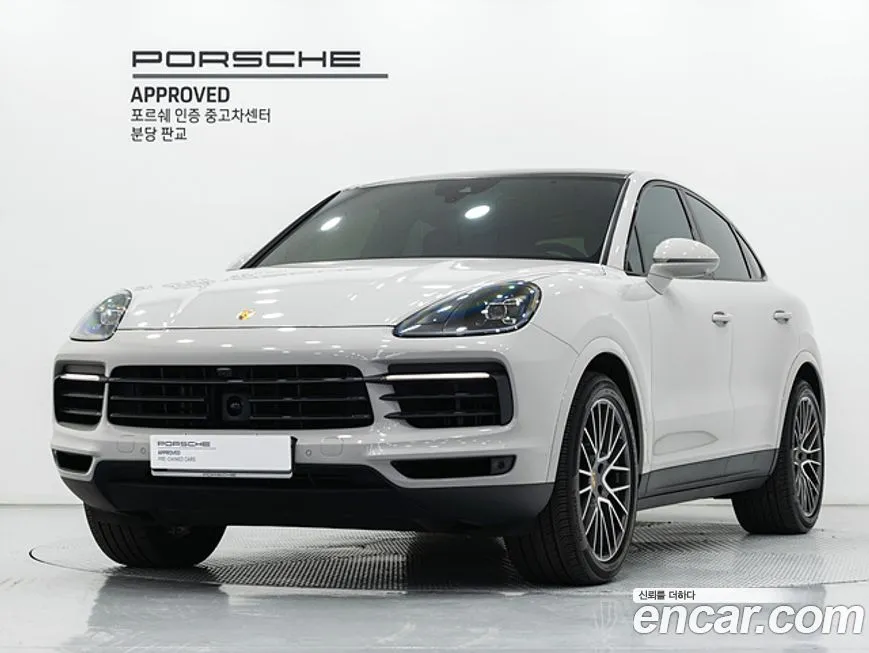 Porsche Cayenne — фото 1