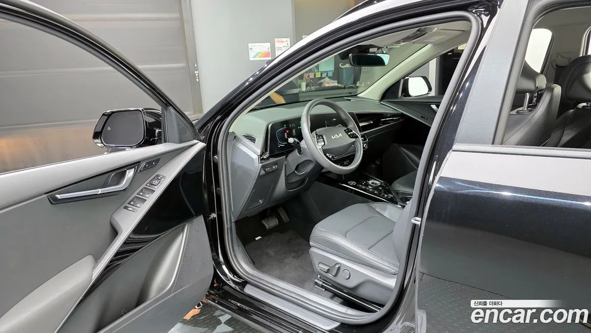 Kia Niro — фото 10