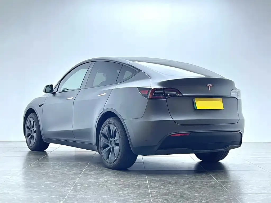 Tesla Model Y 2024 из CN, фото 5