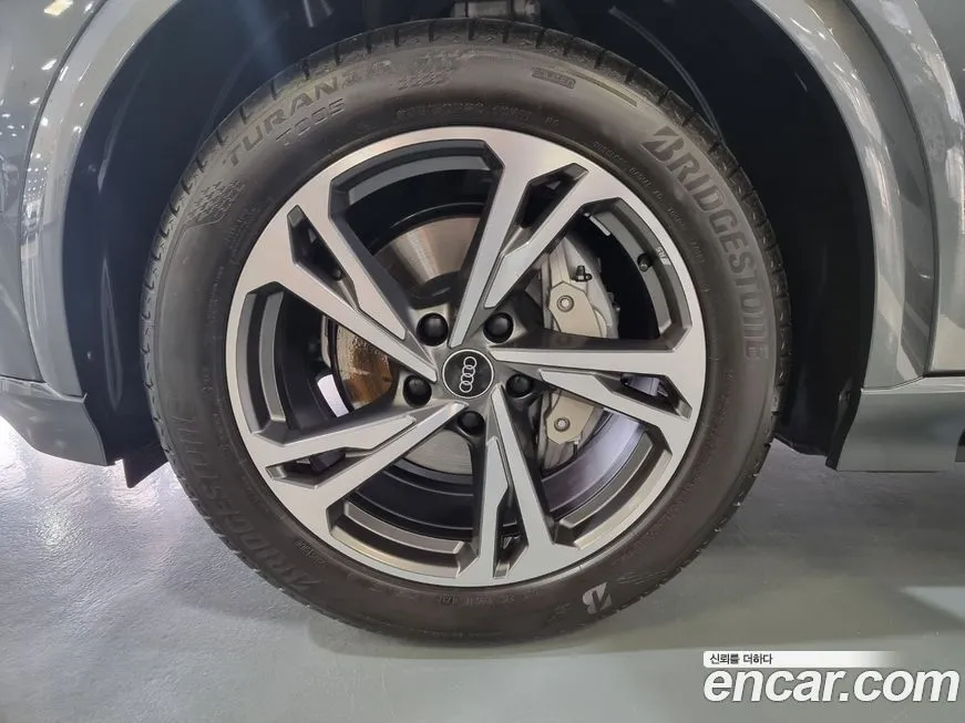 Audi Q6 e-tron 2025 из KR, фото 5