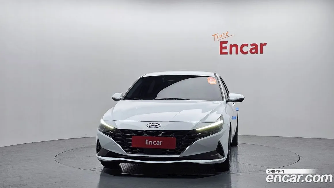 Hyundai AVANTE — фото 3