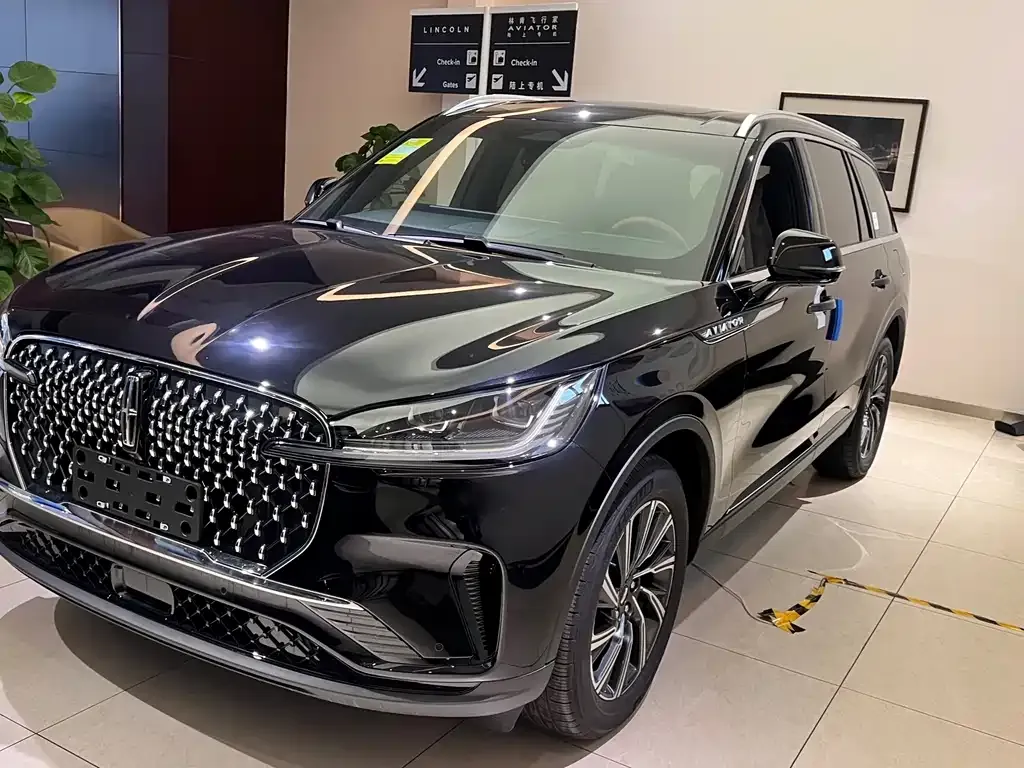 Lincoln Aviator 2025 из CN, фото 1