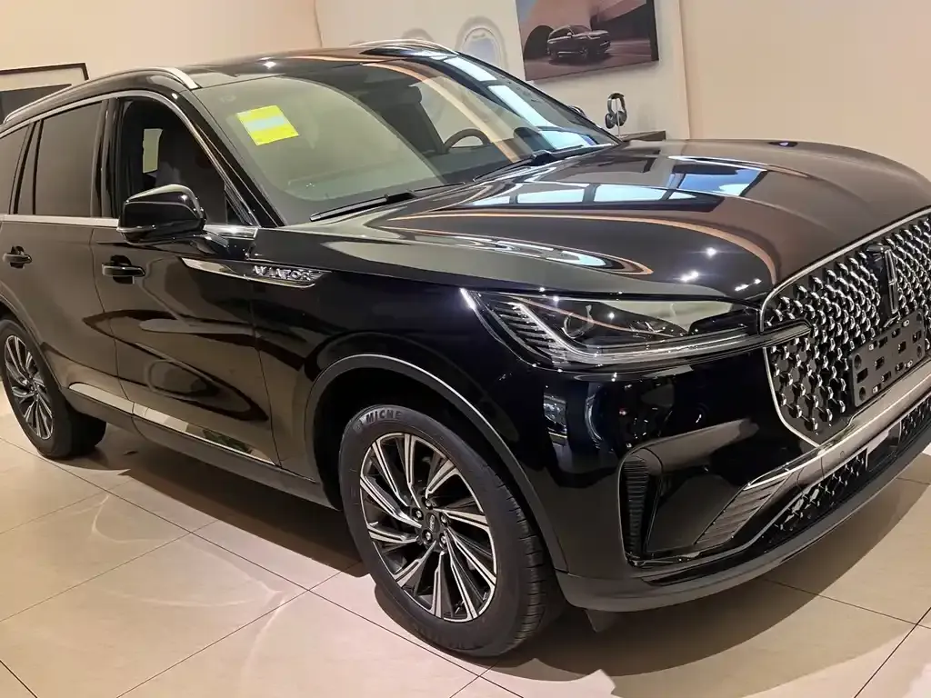 Lincoln Aviator 2025 из CN, фото 2