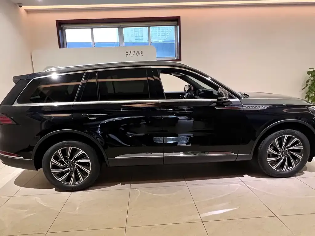 Lincoln Aviator 2025 из CN, фото 3