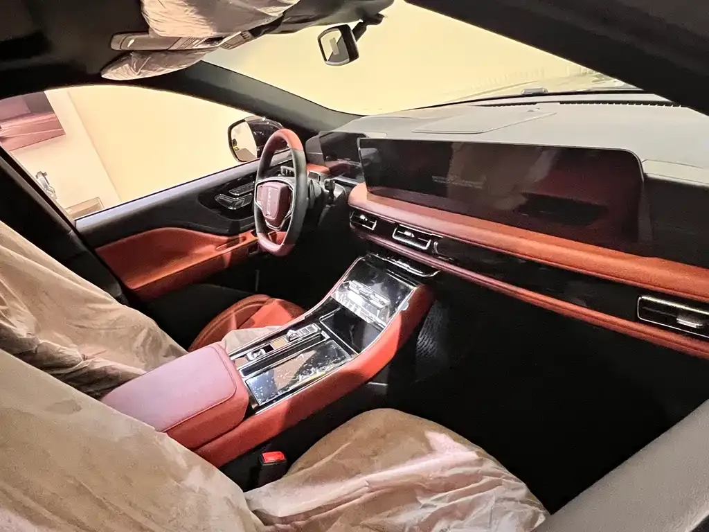 Lincoln Aviator 2025 из CN, фото 4