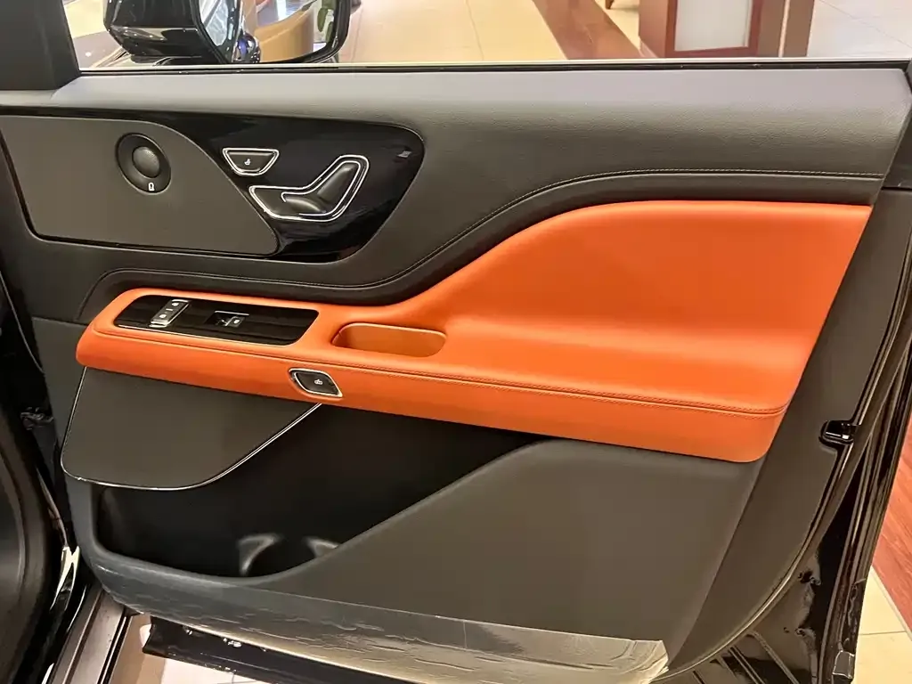 Lincoln Aviator 2025 из CN, фото 5
