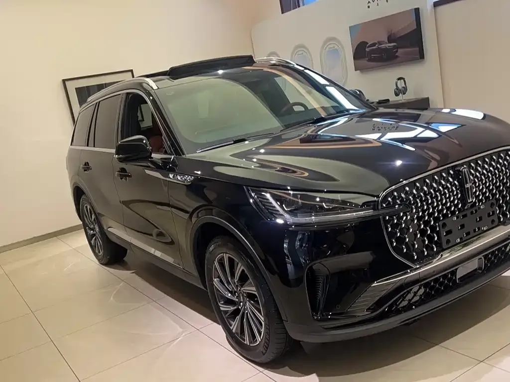 Lincoln Aviator 2025 из CN, фото 9