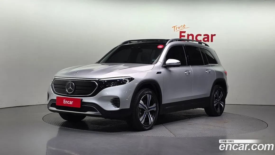 Mercedes-Benz EQB