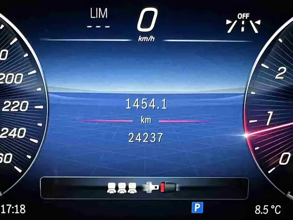 [object Object] C-Class 2022 из CN, фото 10