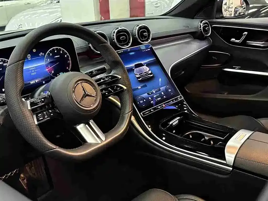 [object Object] C-Class 2022 из CN, фото 5