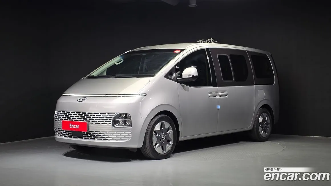 Hyundai Staria 2022 из KR, фото 1