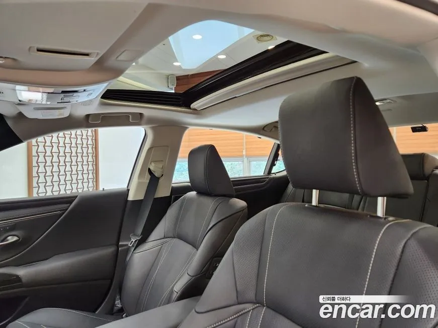 Lexus ES 2025 из KR, фото 7
