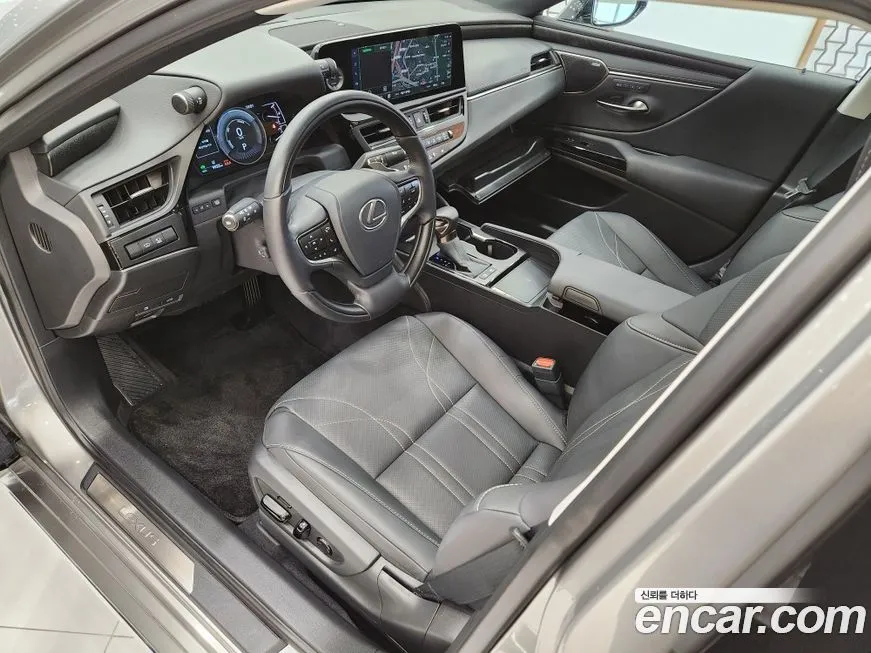 Lexus ES 2025 из KR, фото 9