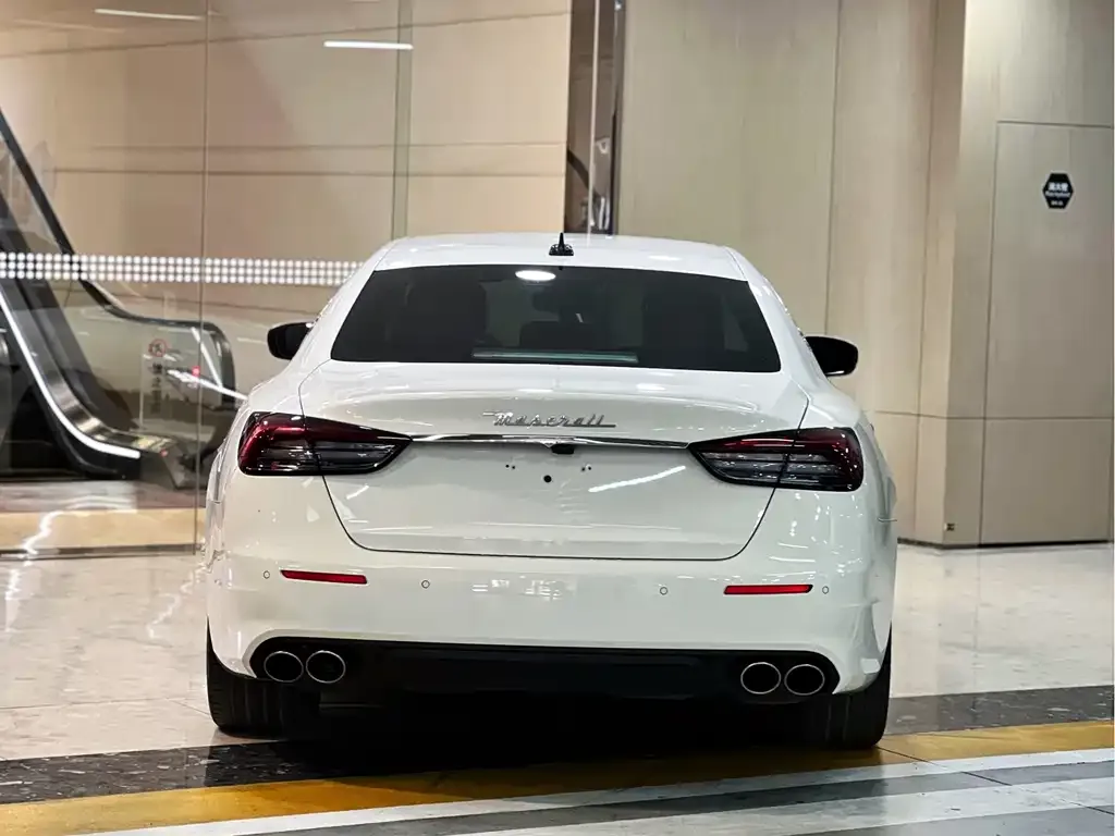 Maserati Quattroporte 2021 из CN, фото 5