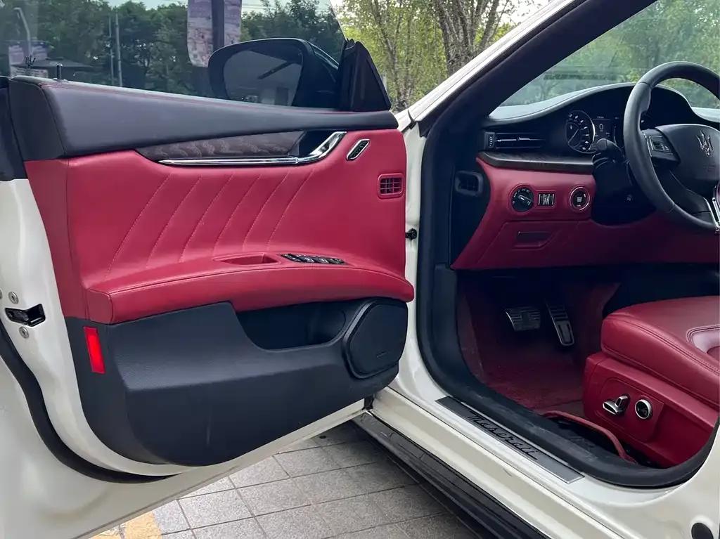 Maserati Quattroporte 2021 из CN, фото 9