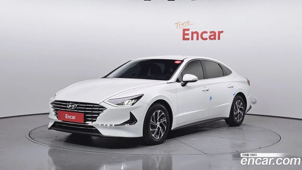 Hyundai Sonata — фото 1