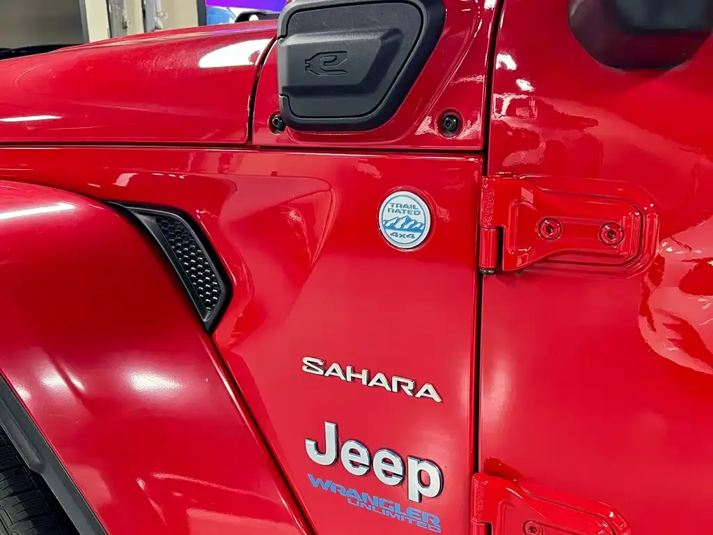 Jeep Wrangler PHEV 2021 из CN, фото 4