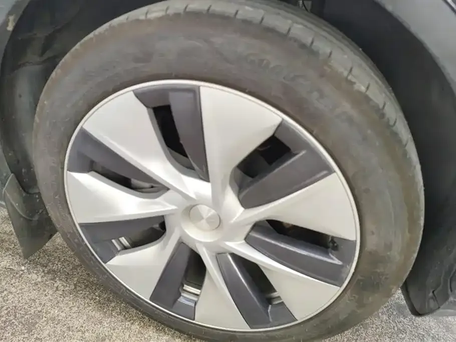 Tesla Model Y 2023 из CN, фото 6