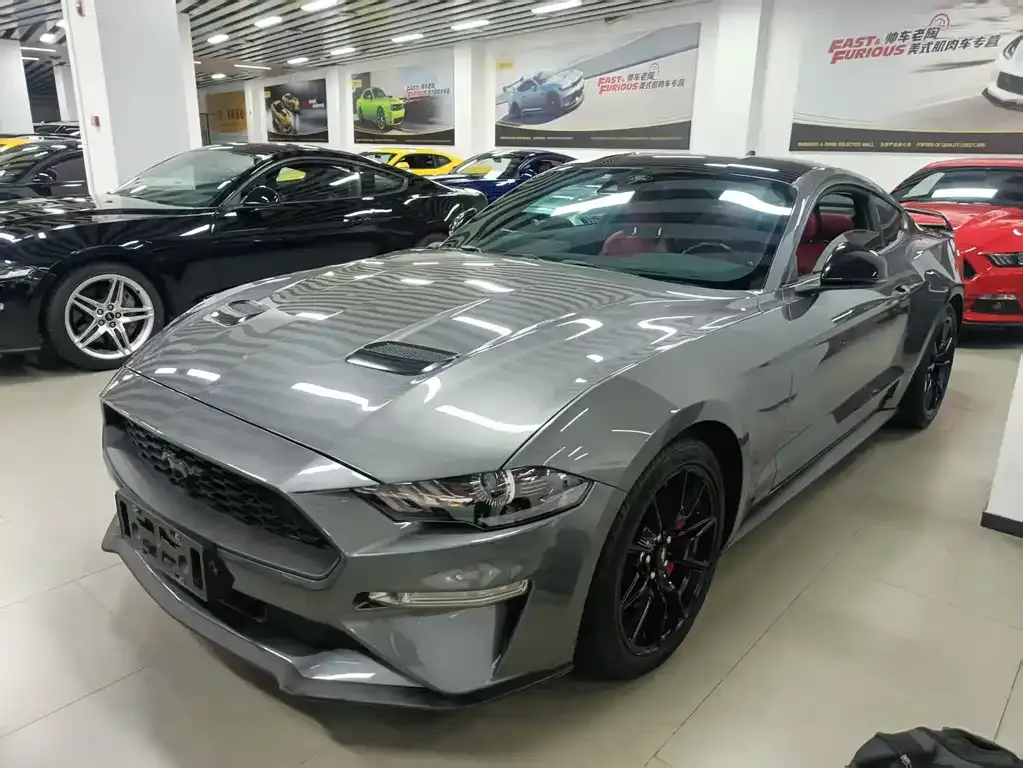 Ford Mustang 2022 из CN, фото 1