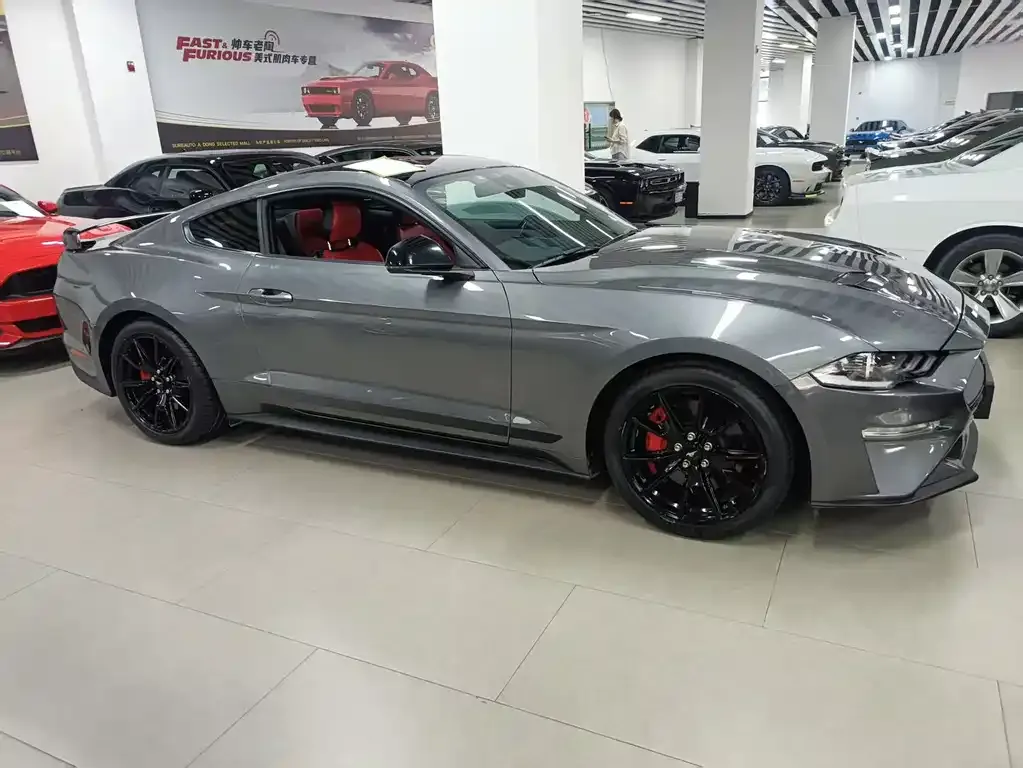 Ford Mustang 2022 из CN, фото 2
