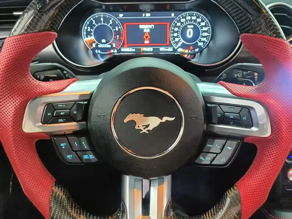 Ford Mustang 2022 из CN, фото 7