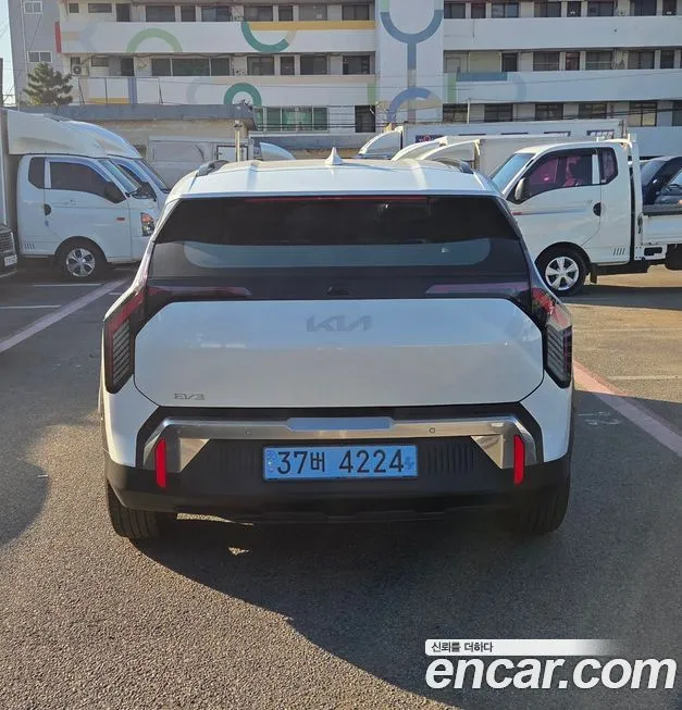 [object Object] EV3 2025 из KR, фото 5