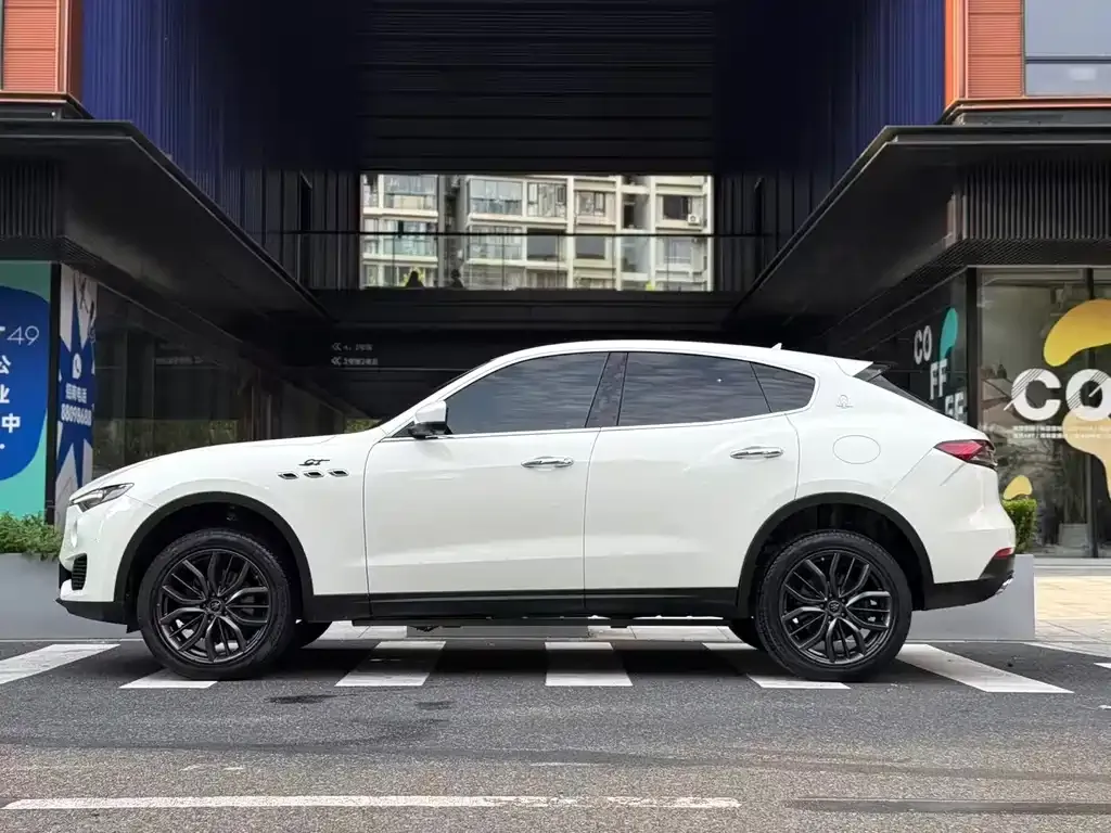 Maserati Levante 2022 из CN, фото 3