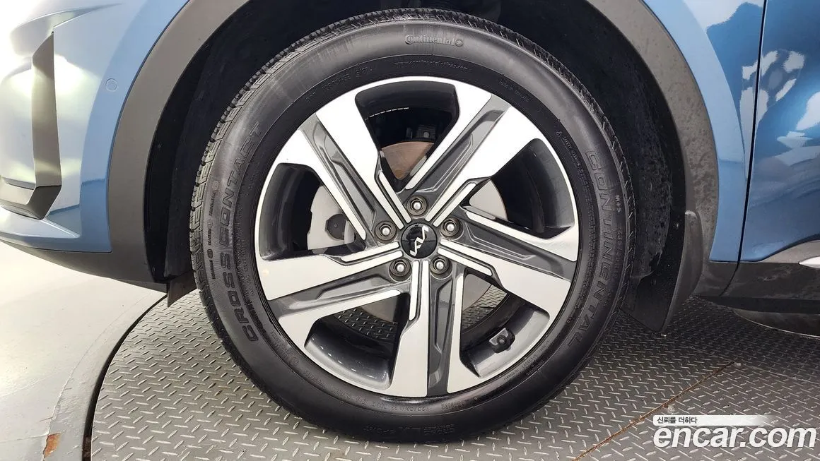 Kia Sorento — фото 5