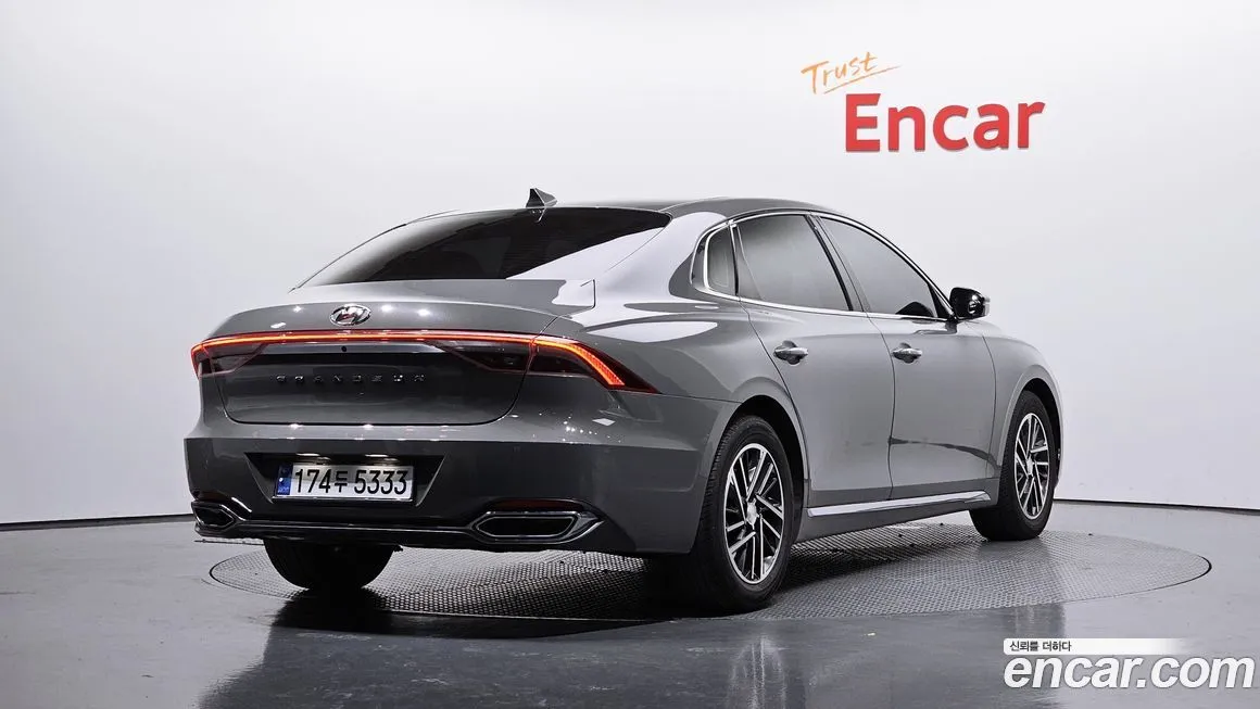 Hyundai Grandeur 2021 из KR, фото 2
