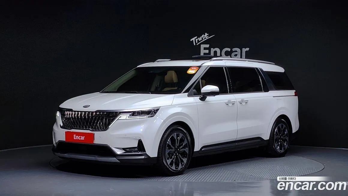 Kia Carnival — фото 1