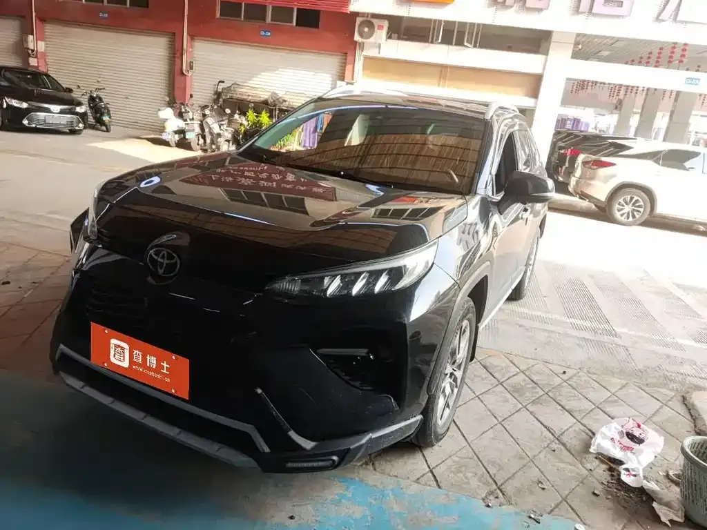 Toyota Wildlander 2021 из CN, фото 2