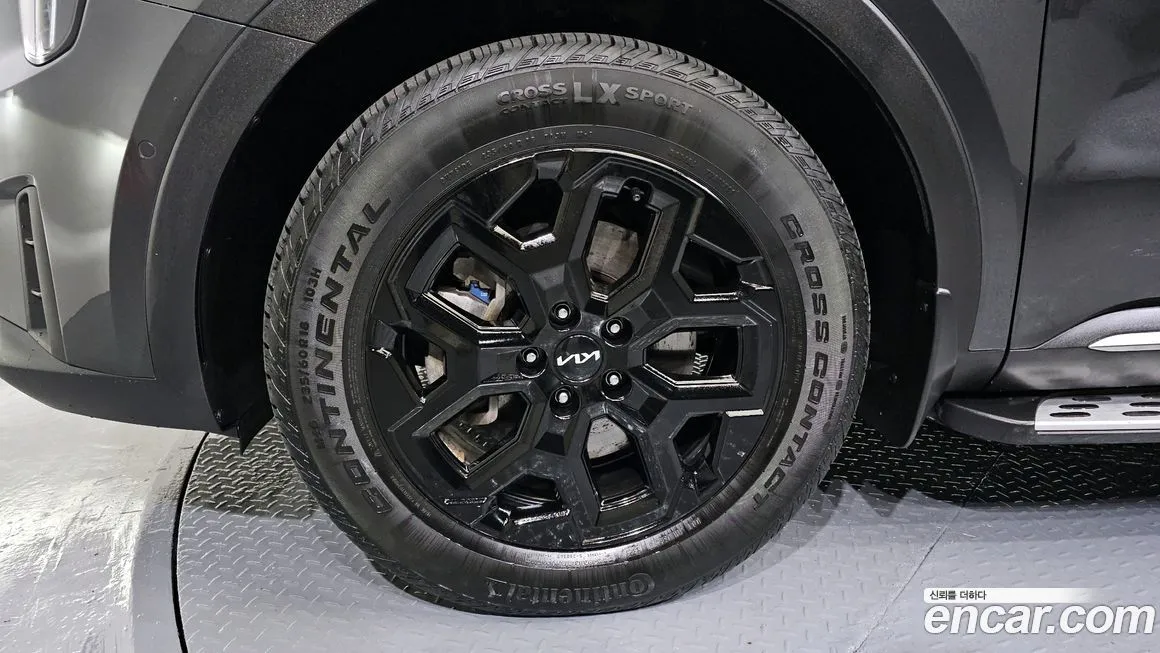 Kia Sorento — фото 5