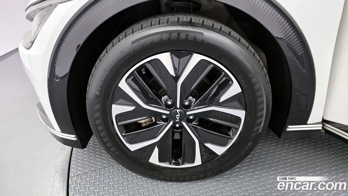 Kia EV6 2022 из KR, фото 5
