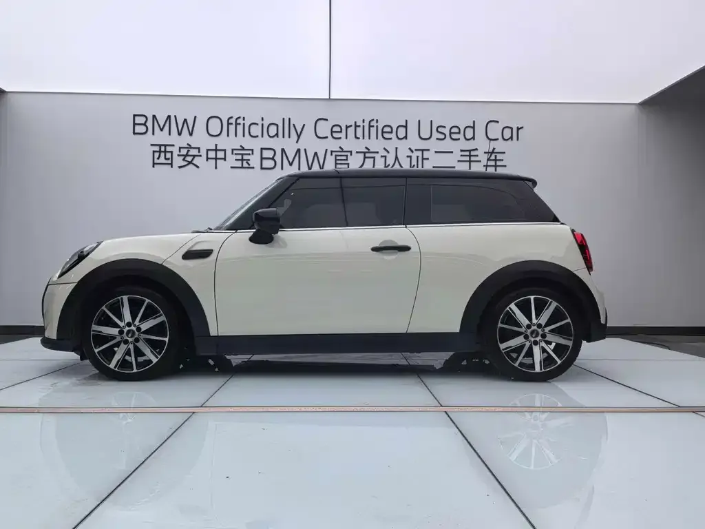 MINI Cooper (3-door) 2023 из CN, фото 3