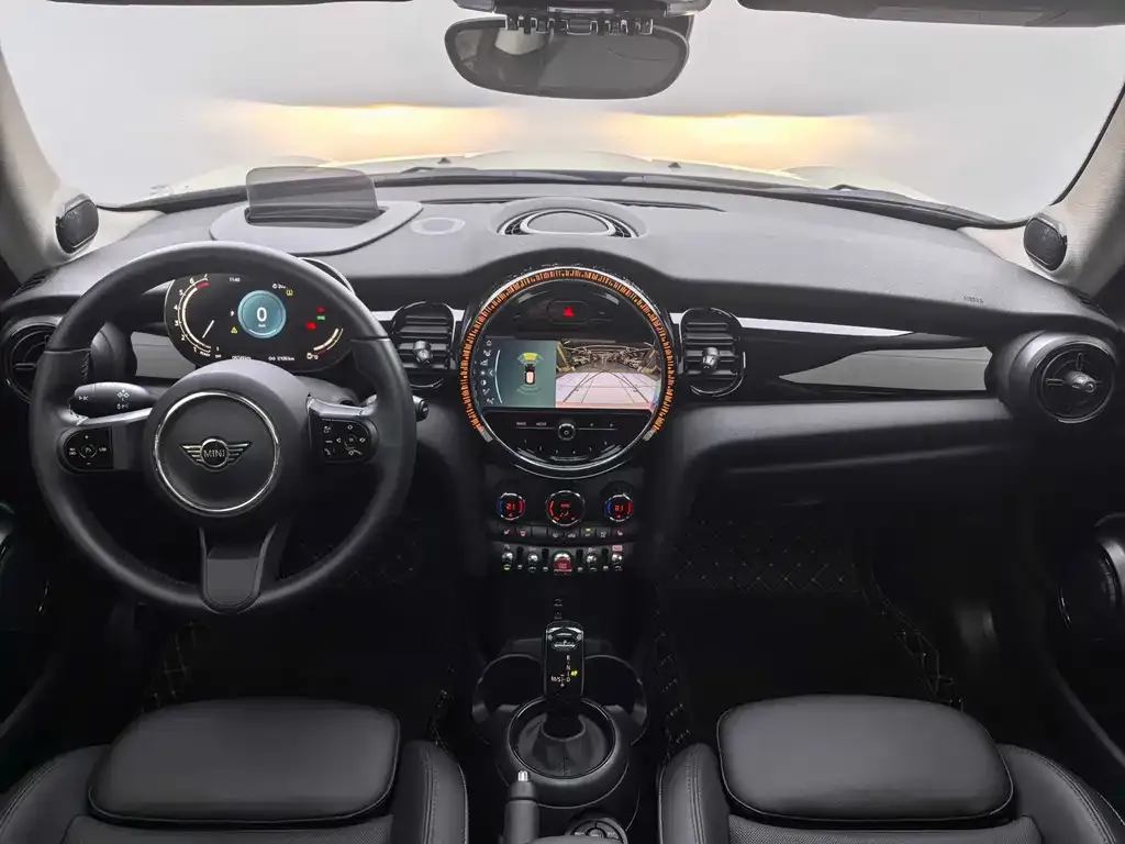 MINI Cooper (3-door) 2023 из CN, фото 6