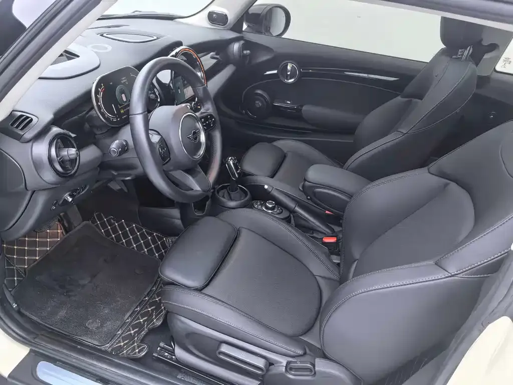 MINI Cooper (3-door) 2023 из CN, фото 8