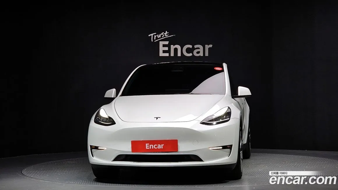 Tesla Model Y — фото 3