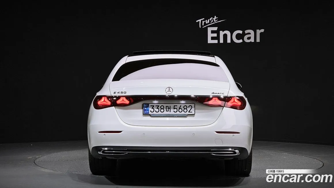 Mercedes-Benz E-Class 2024 из KR, фото 4
