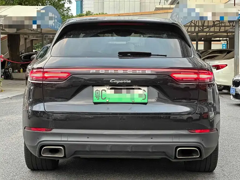 Porsche Cayenne Hybrid — фото 6